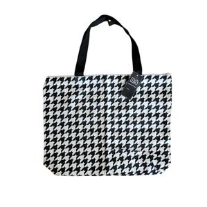 Brand NEW! Handy Black and White Checkered Canvas Tote Bag